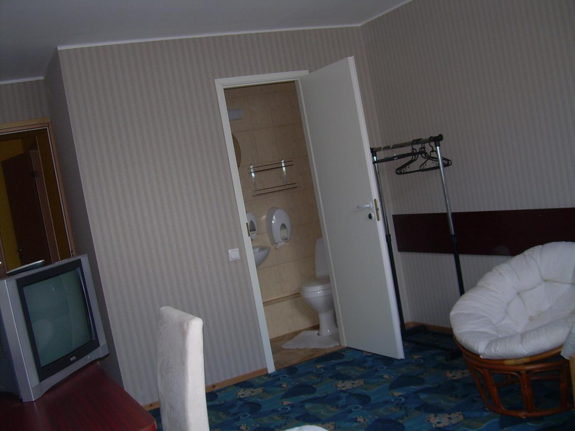 Terve Hostel Parnu Ngoại thất bức ảnh