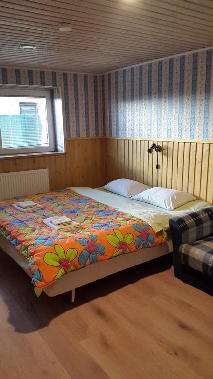 Terve Hostel Parnu Ngoại thất bức ảnh